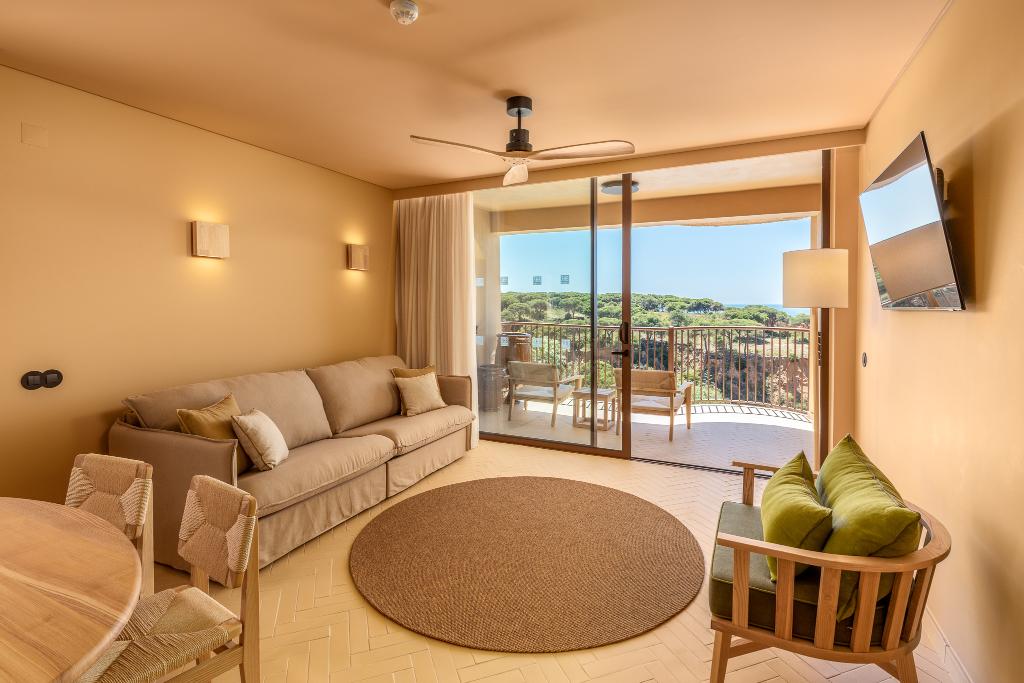 Gallribild av 3hb Falesia Beach