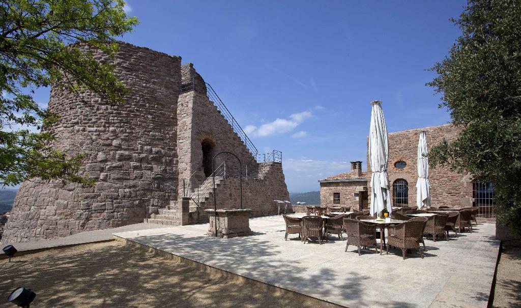 Parador de Cardona gallery photo 9