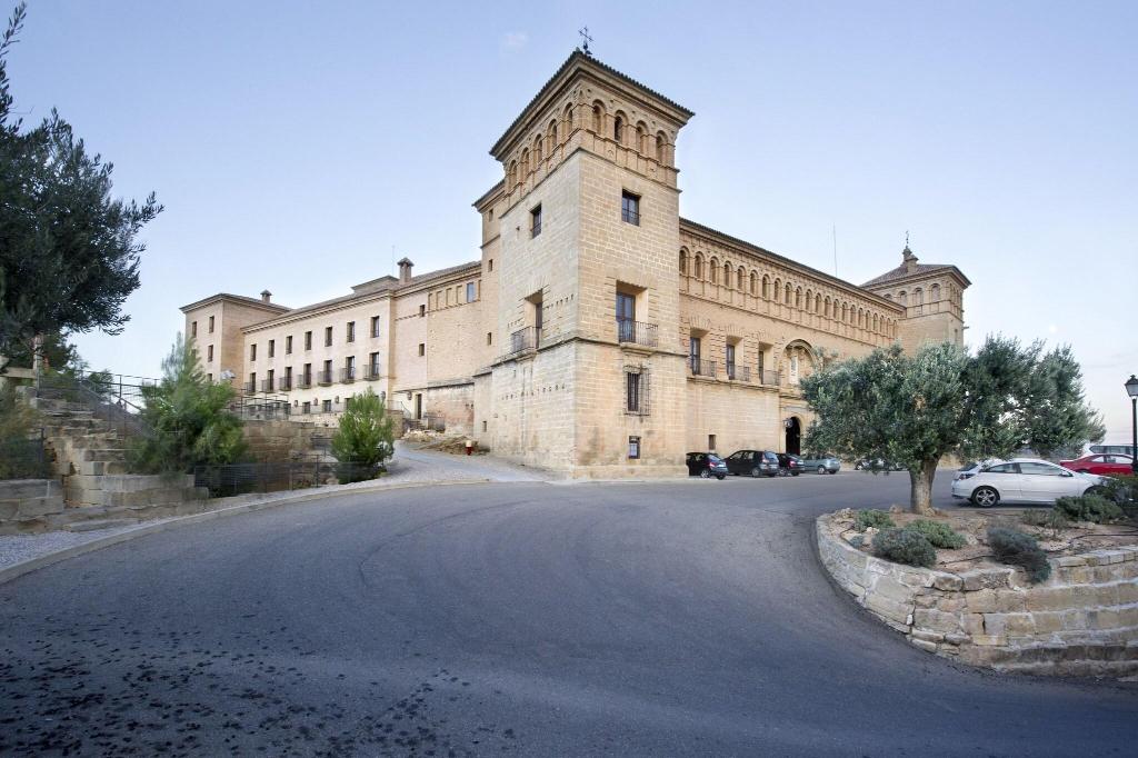 Parador de Alcañiz gallery photo 10