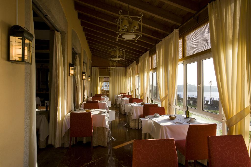 Parador de Ribadeo gallery photo 6
