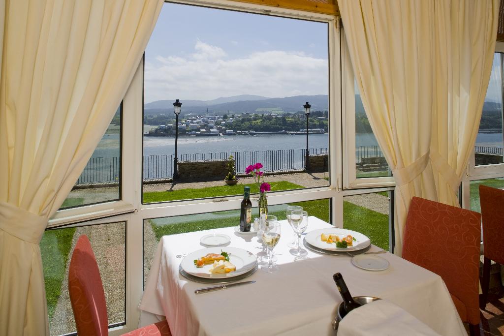Parador de Ribadeo gallery photo 7