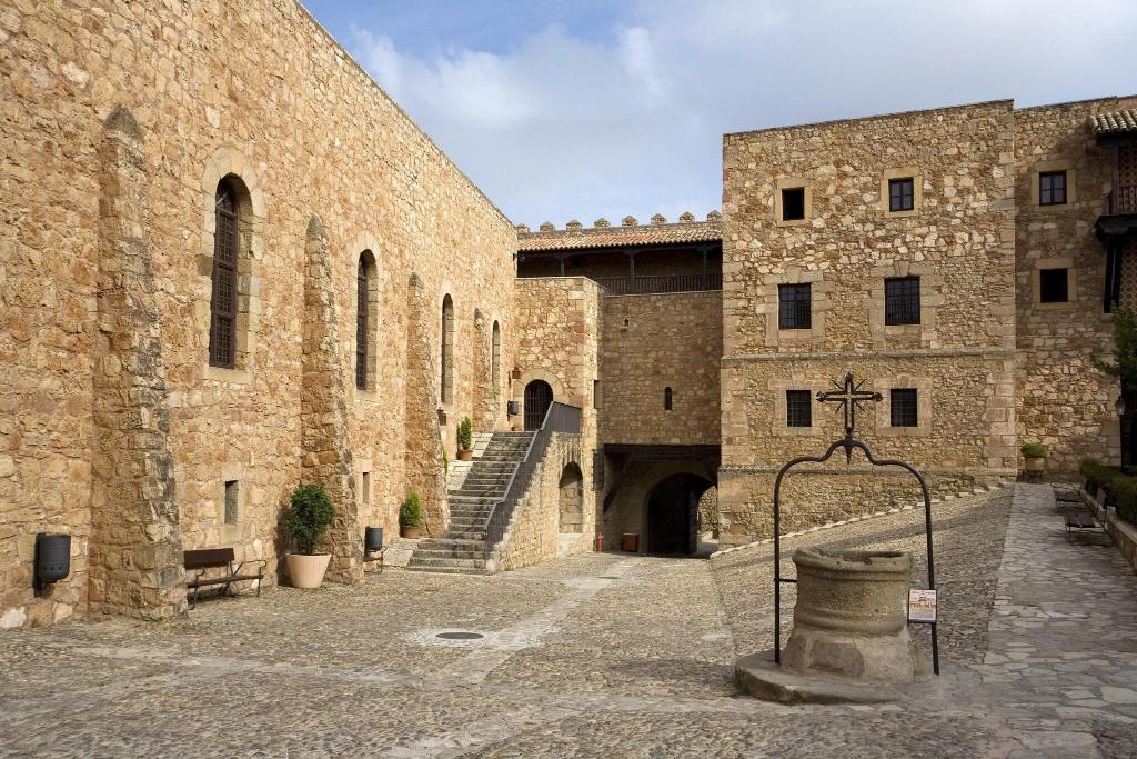 Parador de Siguenza photo 4