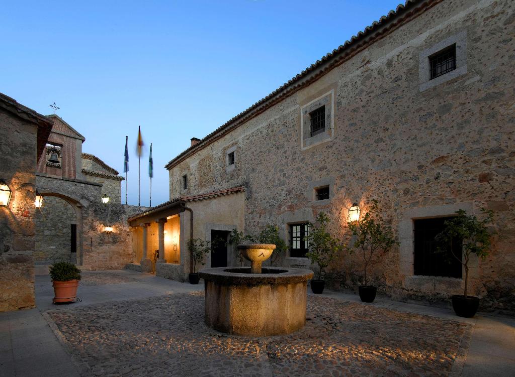 Parador de Trujillo gallery photo 9