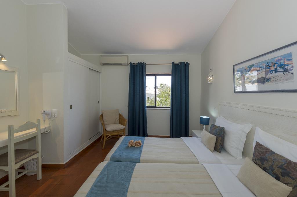 Rocha Brava Village Resort