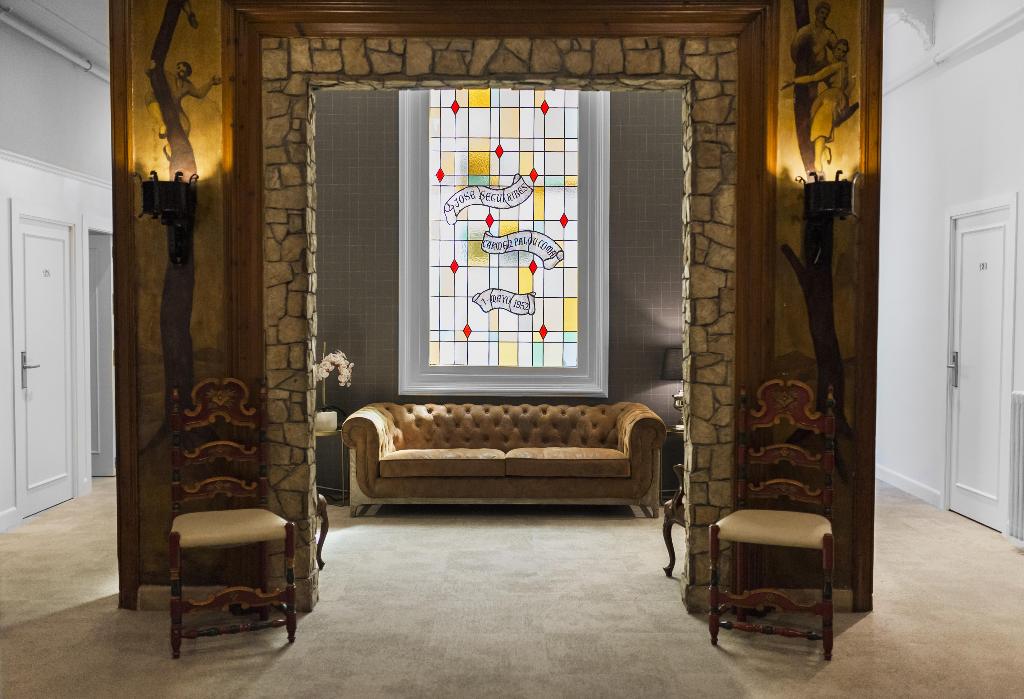 Hotel Meson Castilla Atiram Hotel, Spanien, Barcelona. Großes 2