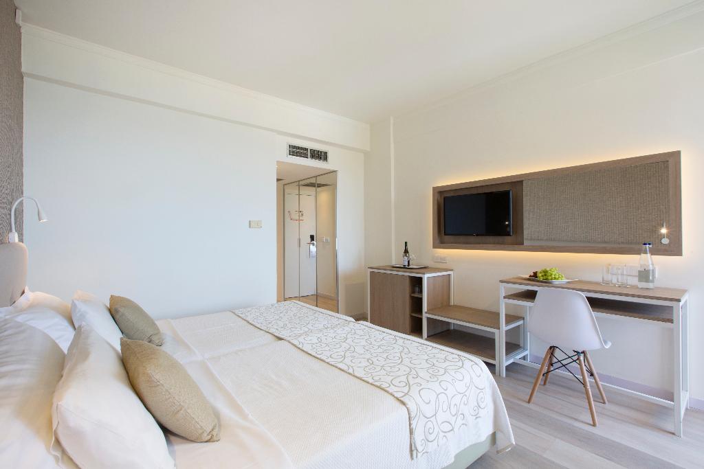 Venus Beach Hotel