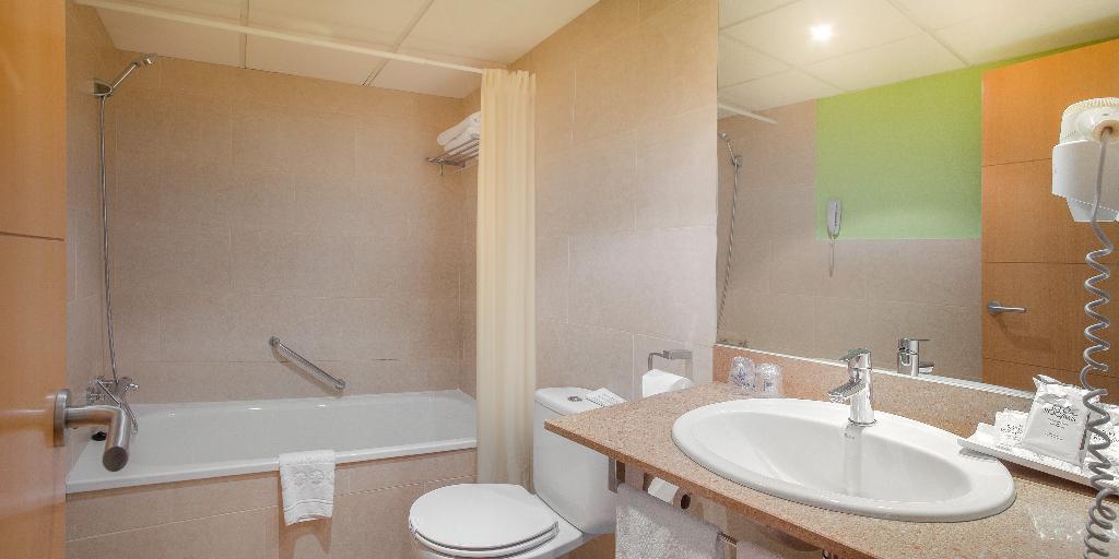 RH Casablanca Suites