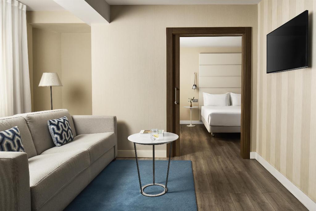 hotel-thumb