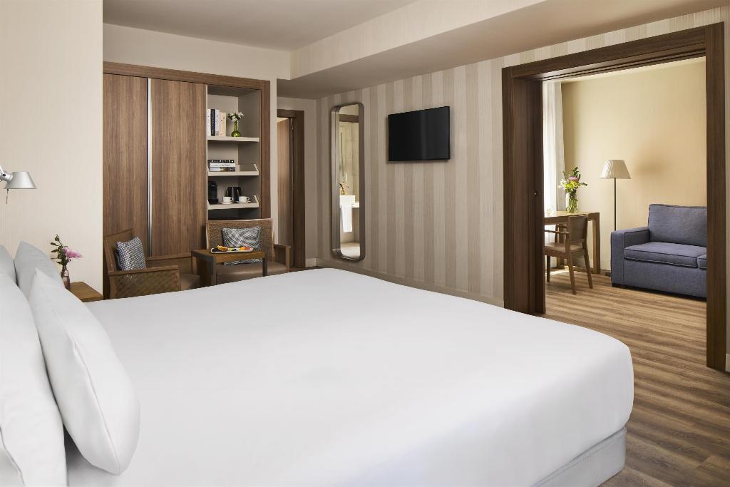 hotel-thumb