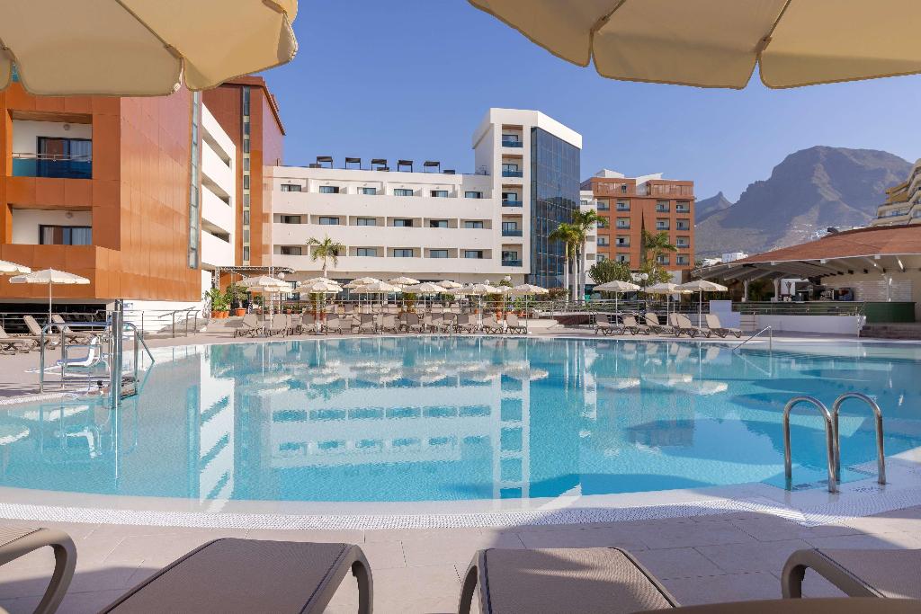 hotel-thumb