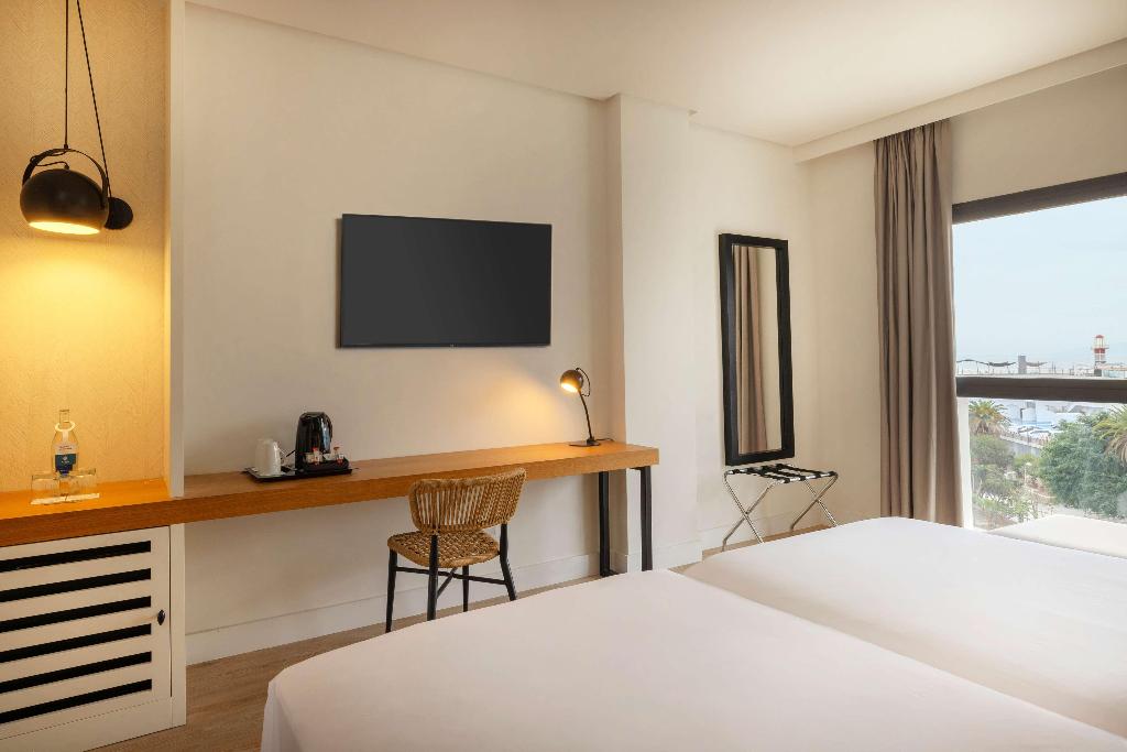 hotel-thumb