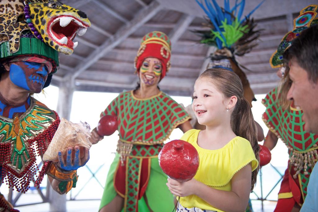 Sunscape Cancun Resort & Spa - All Inclusive - Sports and Entertainment