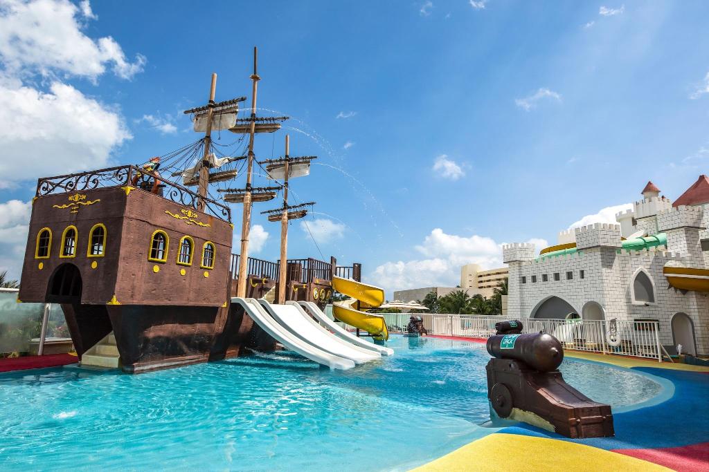 Sunscape Cancun Resort & Spa - All Inclusive - Pool