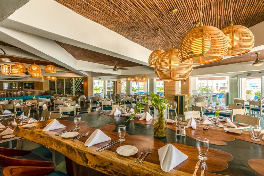Sunscape Cancun Resort & Spa - All Inclusive - Restaurant