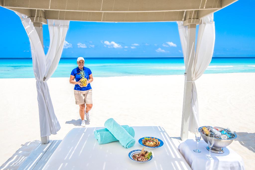 Sunscape Cancun Resort & Spa - All Inclusive - Beach