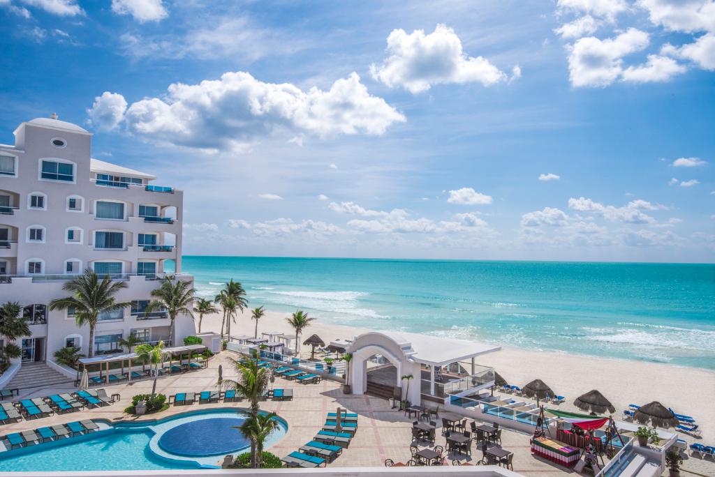 Sunscape Cancun Resort & Spa - All Inclusive - Beach