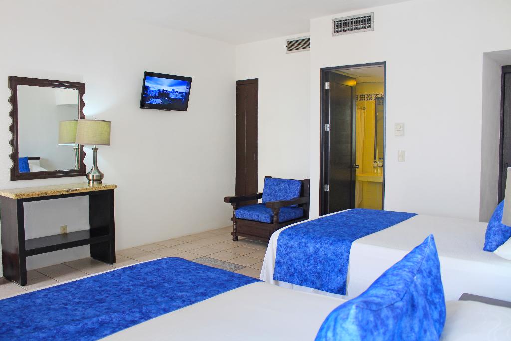 Hotel Delfin Puerto Vallarta