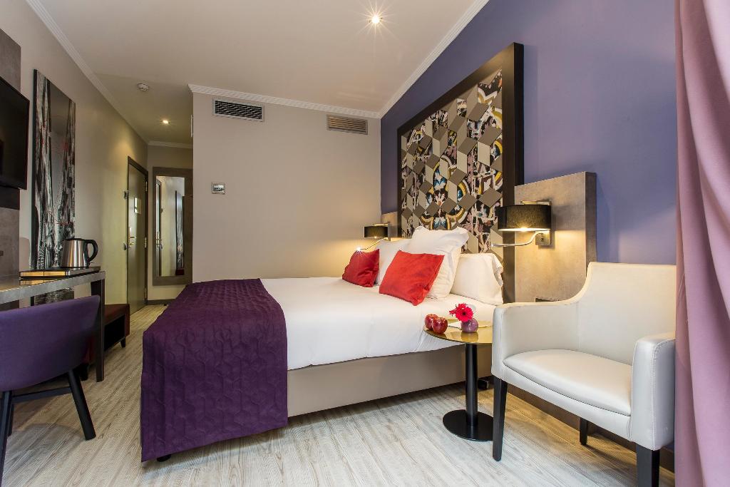 hotel-thumb