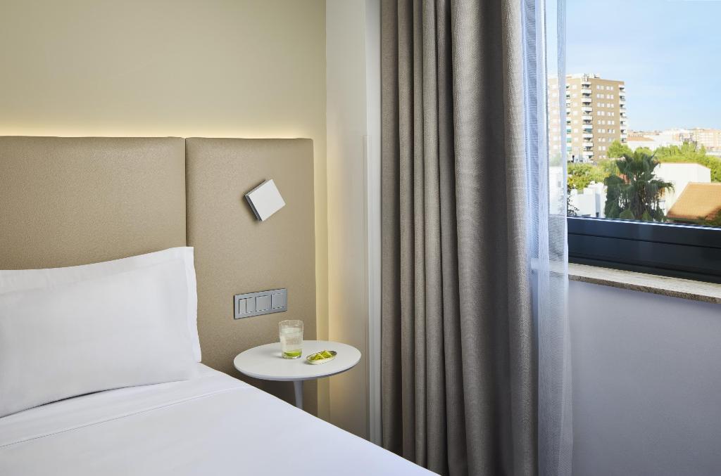 hotel-thumb