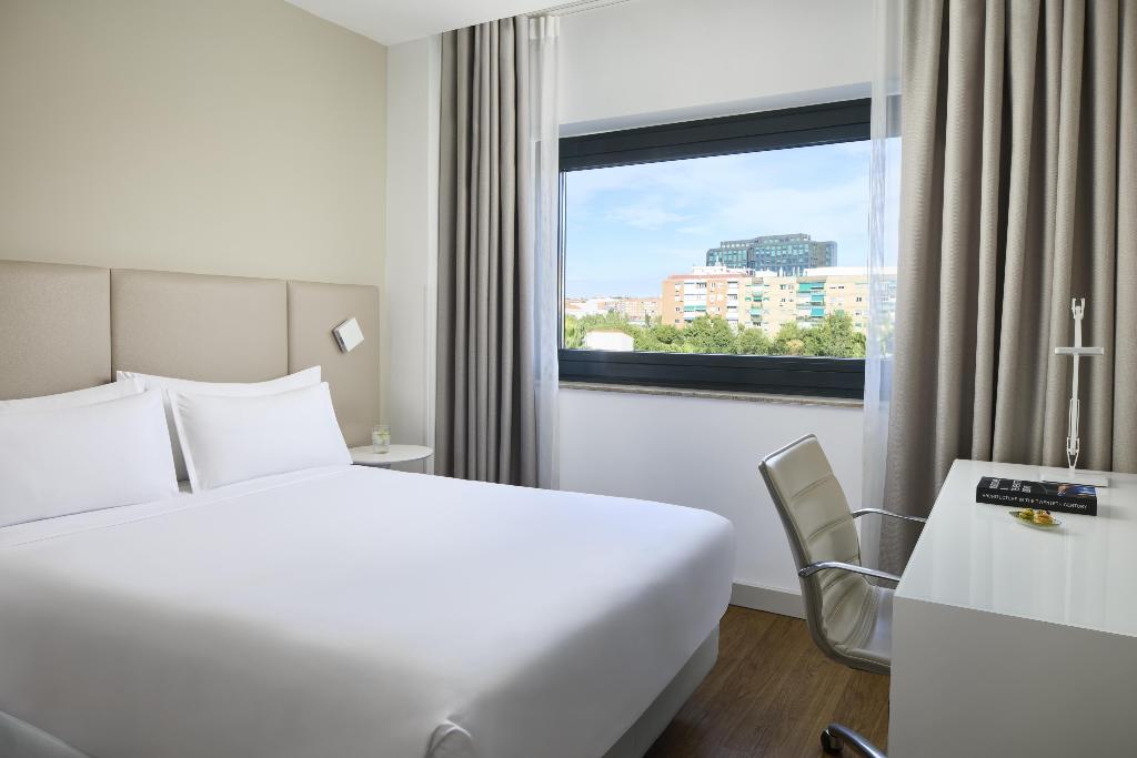 hotel-thumb