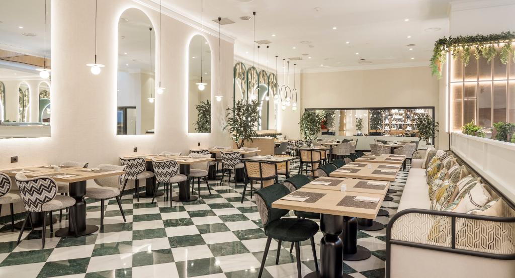 Hotel Ilunion Les Corts Spa, Spanien, Barcelona. Großes 46