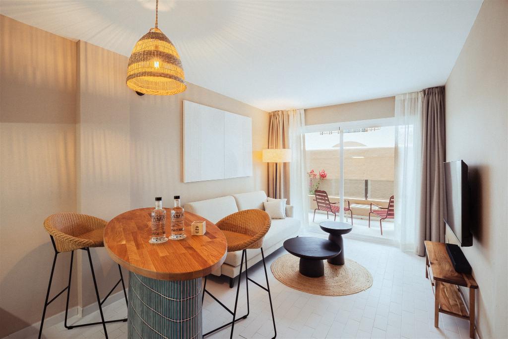 AMA Ibiza Beachfront Suites
