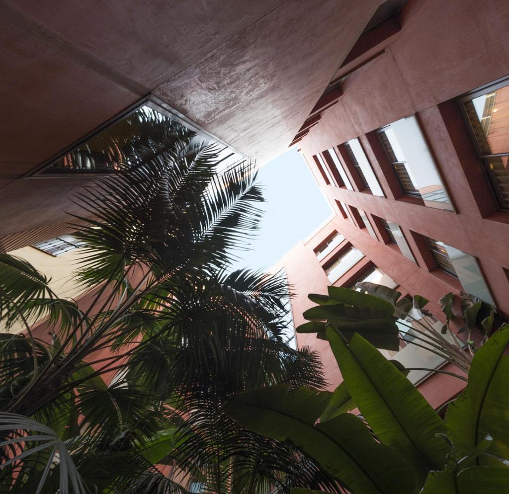 hotel-thumb