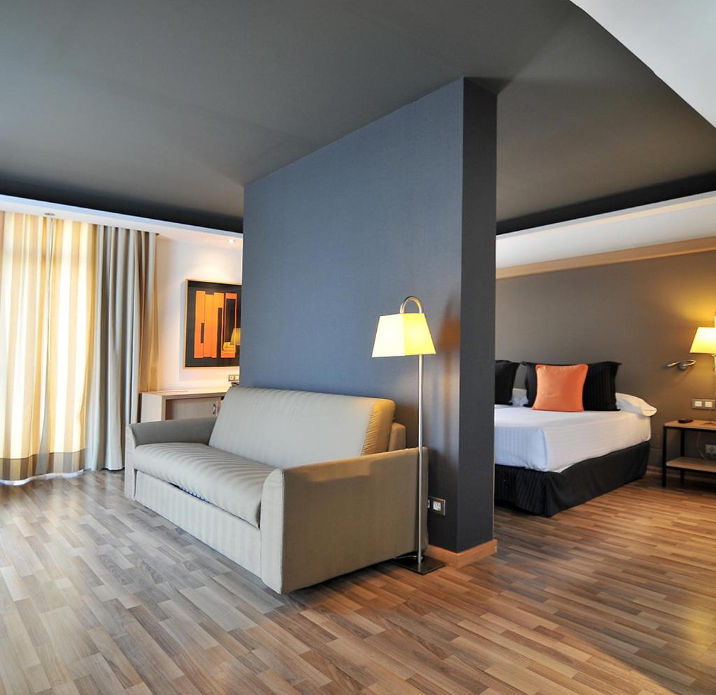 hotel-thumb