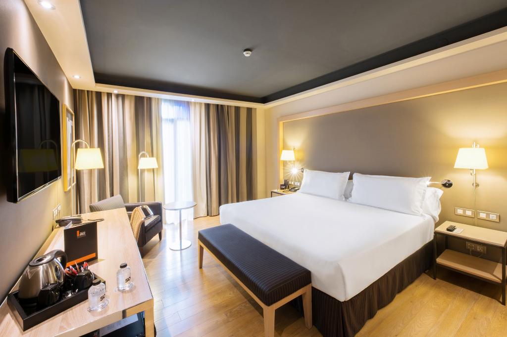 hotel-thumb