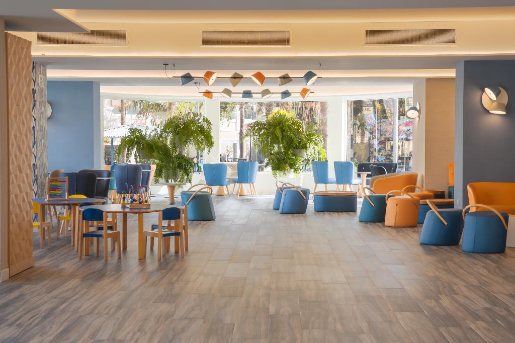 Hotel HOVIMA La Pinta Beachfront Family Hotel, Spanien, Costa Adeje. Großes 1