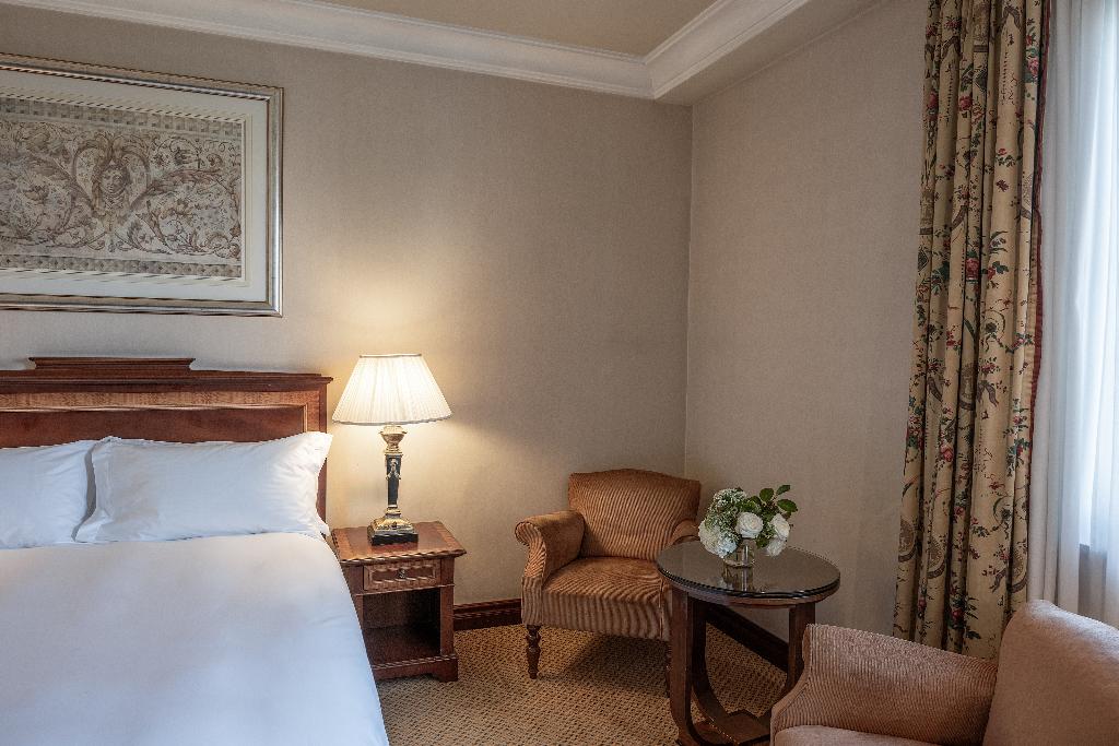 hotel-thumb