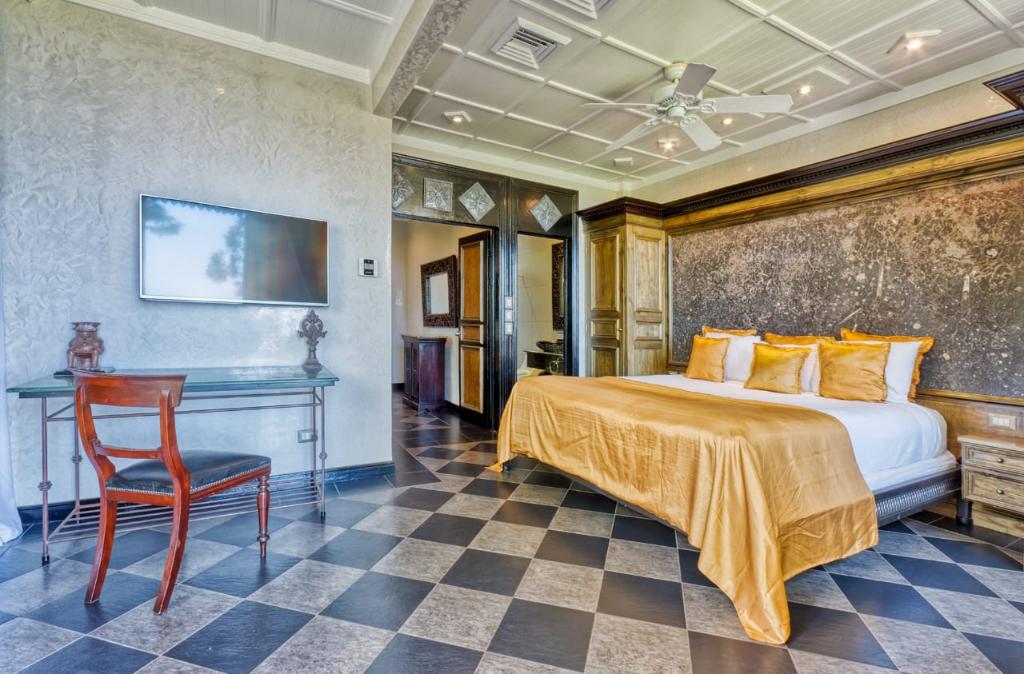 Hotel Villa Caletas