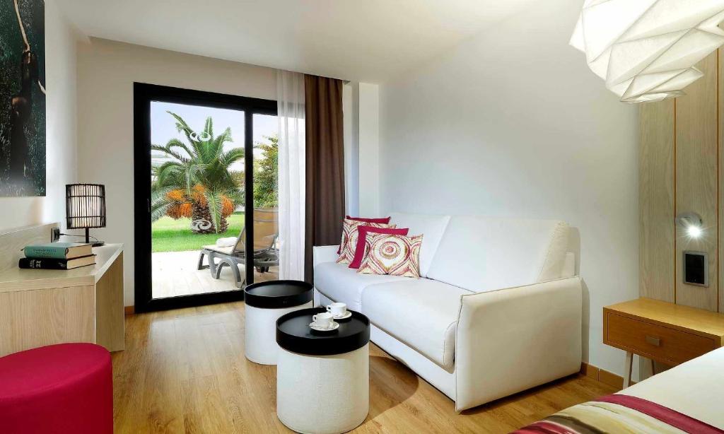 Grand Palladium White Island Resort & Spa photo 186