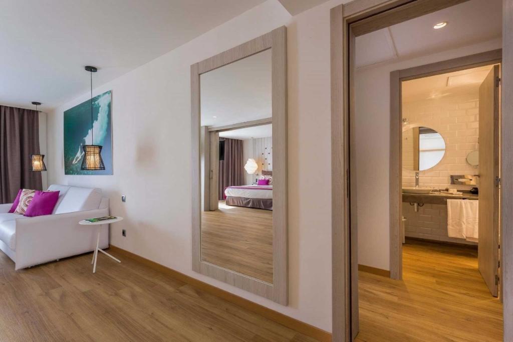 Grand Palladium White Island Resort & Spa photo 117