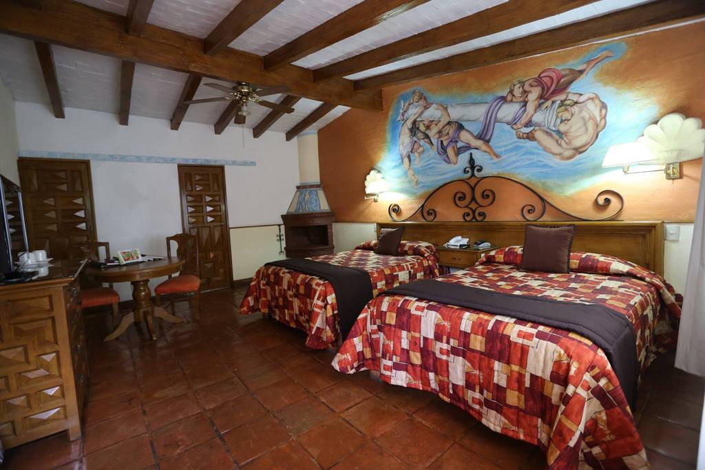 Villa San Jose Hotel & Suites