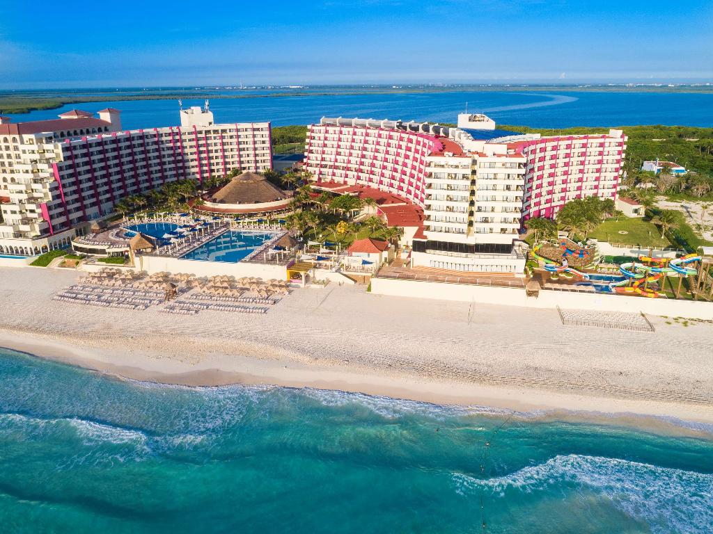 Hotel Crown Paradise Club Cancun All Inclusive, Mexiko, Cancún. Großes 1
