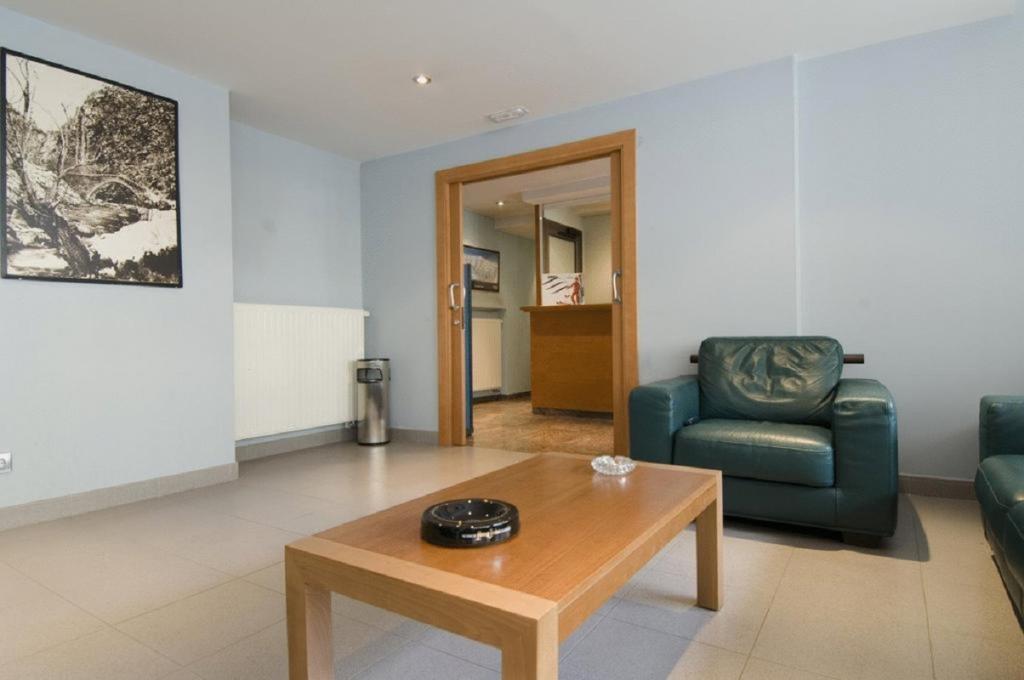 Apartaments Turistics Roc del Castell