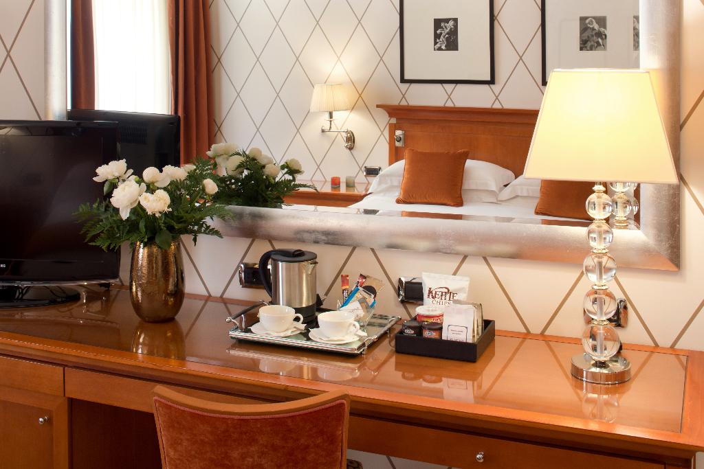 Hotel Starhotels Metropole, Italien, Rom. Großes 1