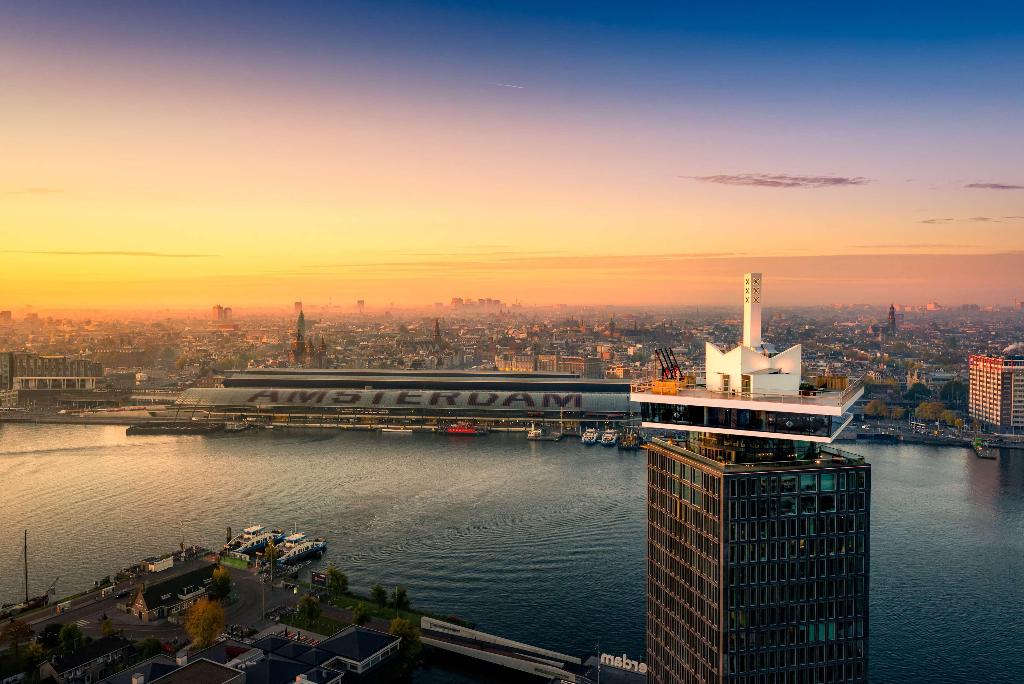 Галерея изображений Hilton Amsterdam Airport Schiphol