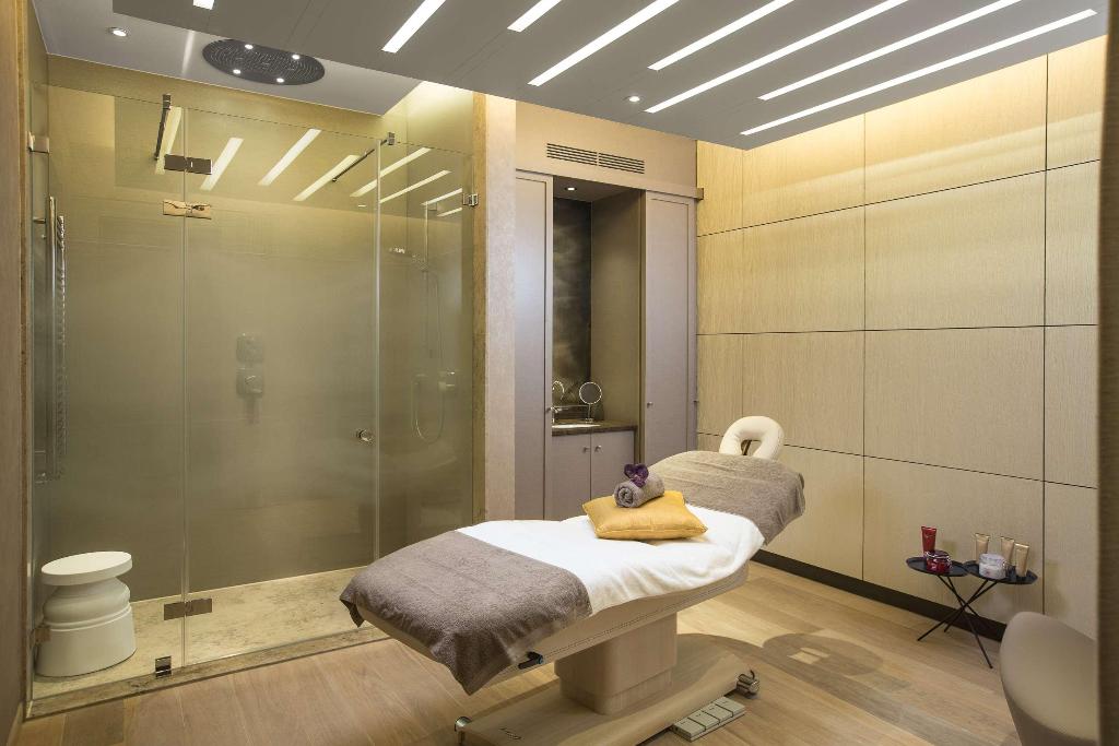 Галерея изображений Hilton Amsterdam Airport Schiphol