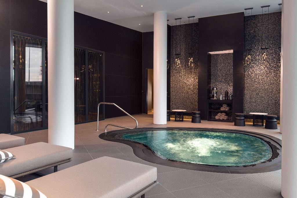 Галерея изображений Hilton Amsterdam Airport Schiphol
