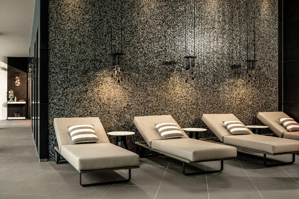 Галерея изображений Hilton Amsterdam Airport Schiphol