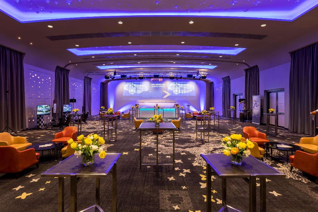 Галерея изображений Hilton Amsterdam Airport Schiphol