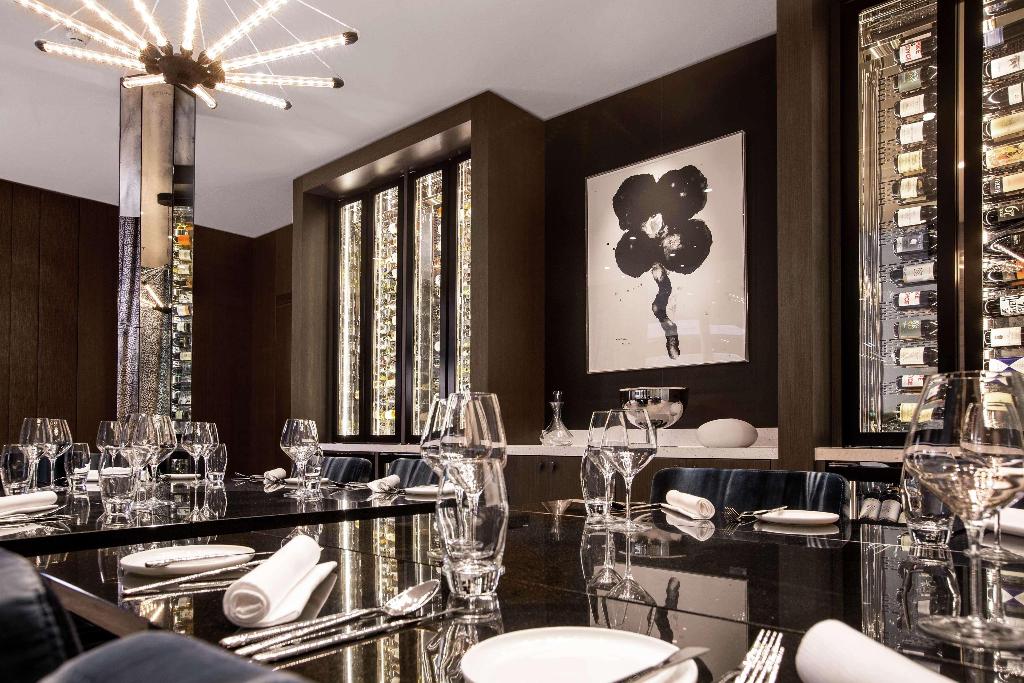 Галерея изображений Hilton Amsterdam Airport Schiphol