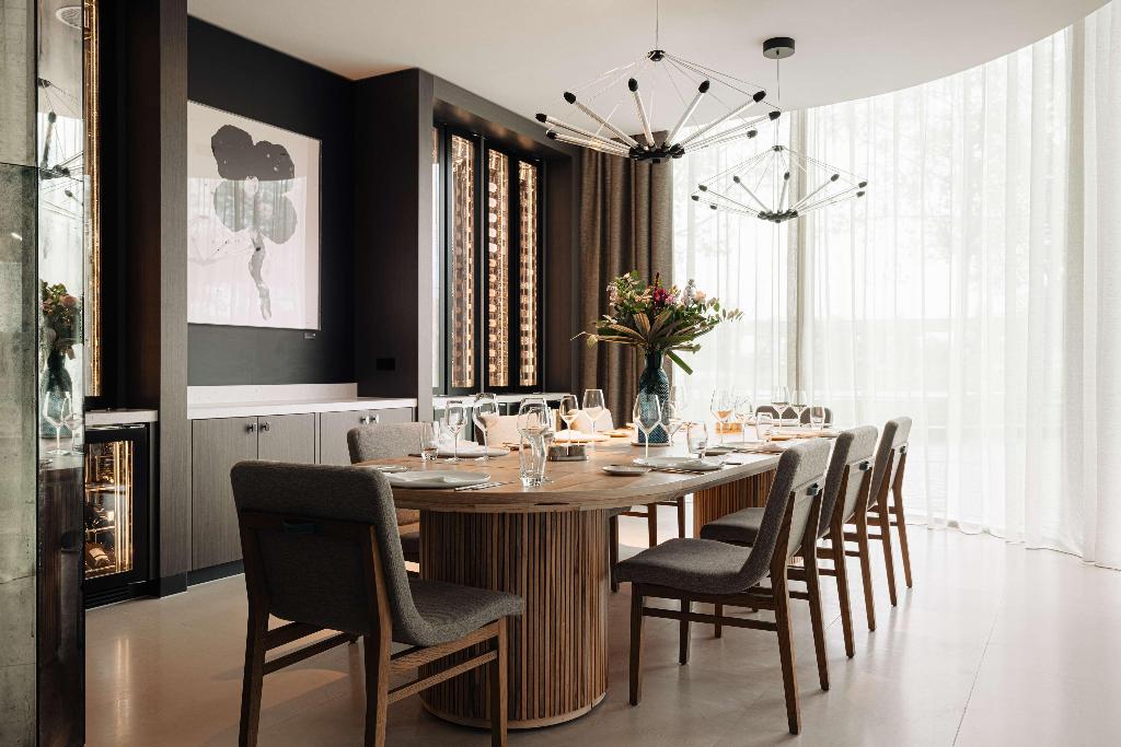 Галерея изображений Hilton Amsterdam Airport Schiphol