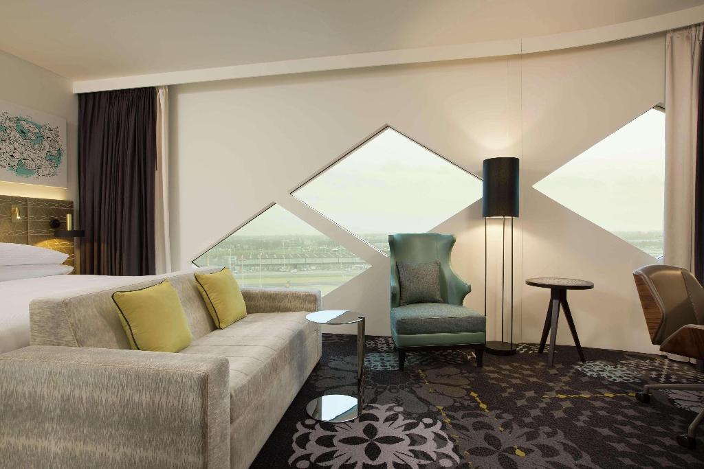 Галерея изображений Hilton Amsterdam Airport Schiphol