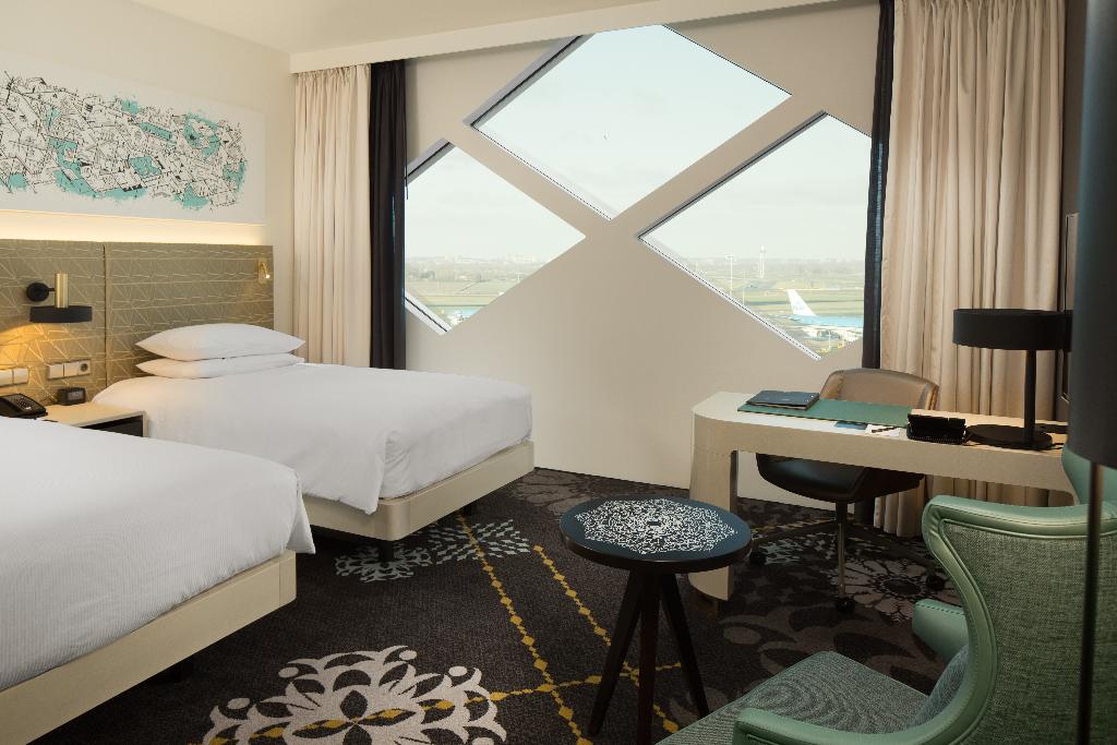 Галерея изображений Hilton Amsterdam Airport Schiphol