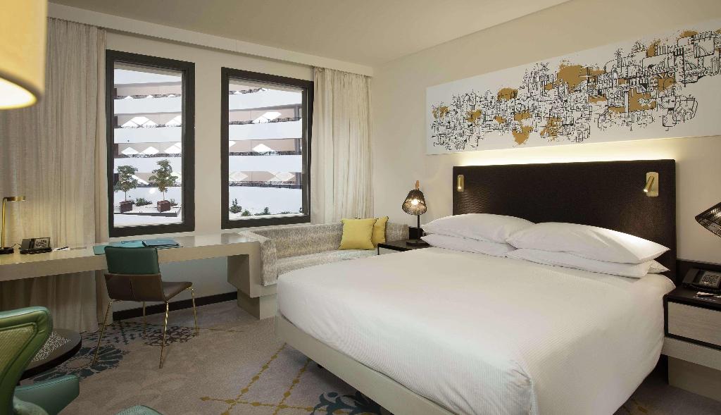 Галерея изображений Hilton Amsterdam Airport Schiphol
