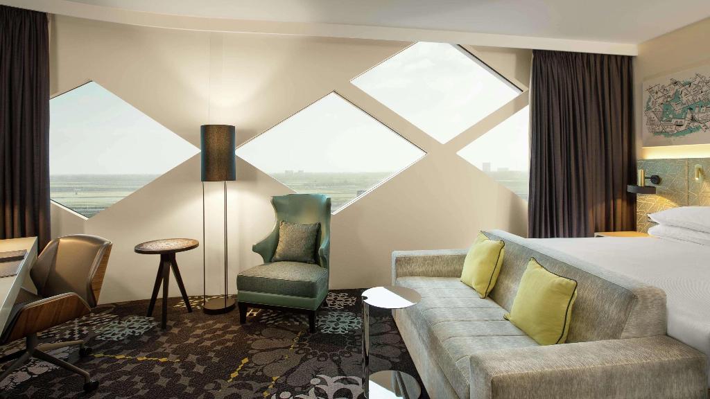 Галерея изображений Hilton Amsterdam Airport Schiphol