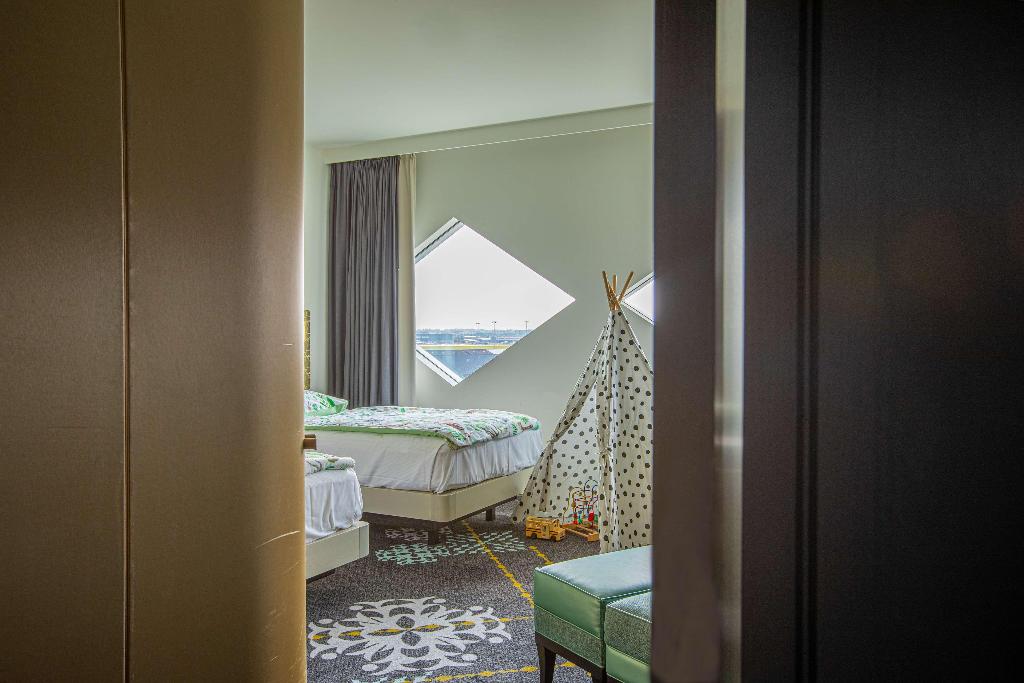 Галерея изображений Hilton Amsterdam Airport Schiphol